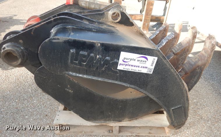 image for item DI6874 Lemac  44"W grapple