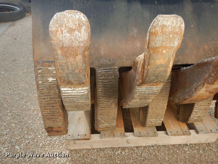 image for item DI6874 Lemac  44"W grapple