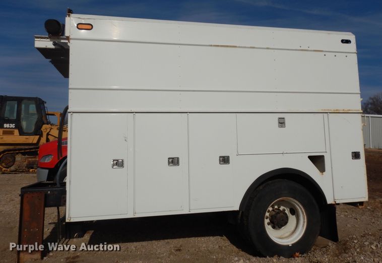 image for item DI6927 Dakota 156LB  enclosed utility bed trailer