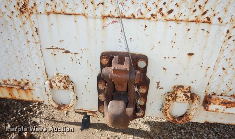 image for item DI6927 Dakota 156LB  enclosed utility bed trailer