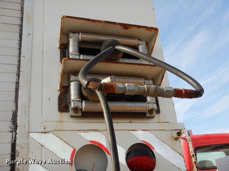 image for item DI6927 Dakota 156LB  enclosed utility bed trailer