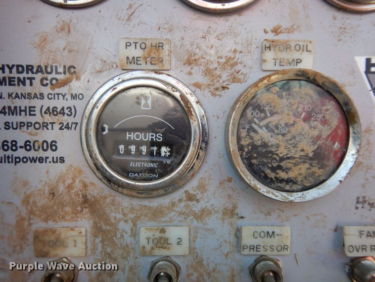 image for item DI6927 Dakota 156LB  enclosed utility bed trailer