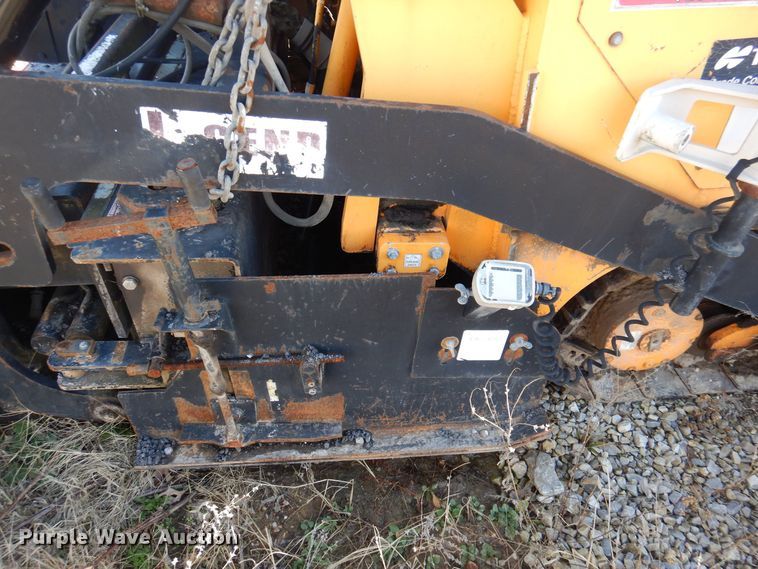 image for item DJ3866 2007 LeeBoy 8816  paver