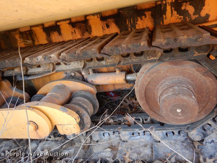 image for item DJ3866 2007 LeeBoy 8816  paver