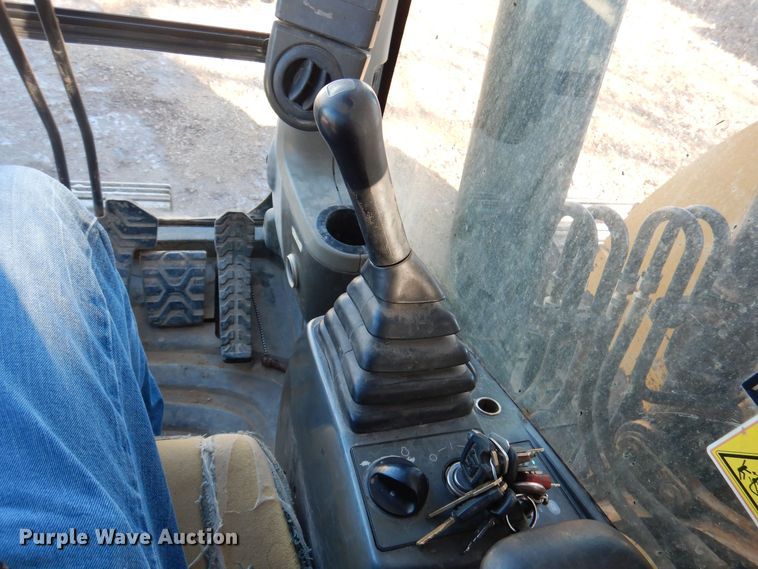 image for item DJ3867 2009 Caterpillar 320DLRR  excavator