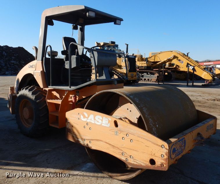 image for item DK2063 2005 Case SV208  single drum vibratory roller