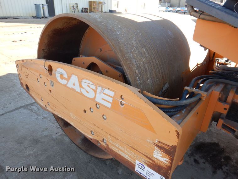 image for item DK2063 2005 Case SV208  single drum vibratory roller