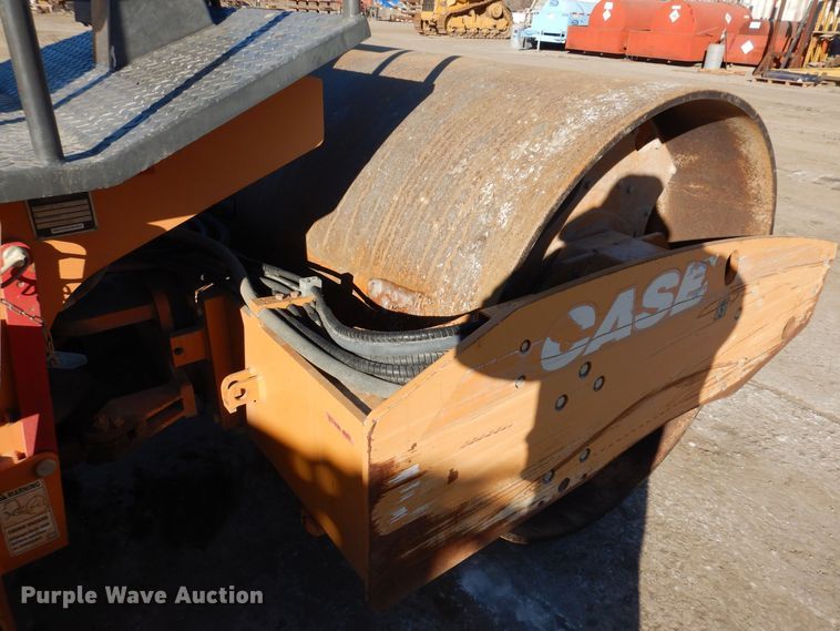 image for item DK2063 2005 Case SV208  single drum vibratory roller