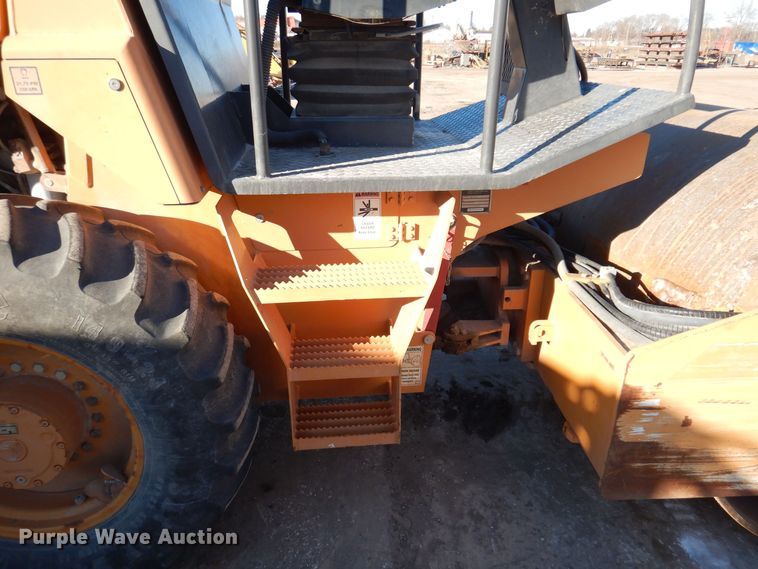 image for item DK2063 2005 Case SV208  single drum vibratory roller