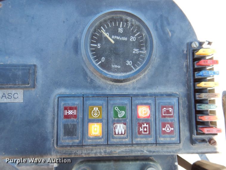 image for item DK2063 2005 Case SV208  single drum vibratory roller