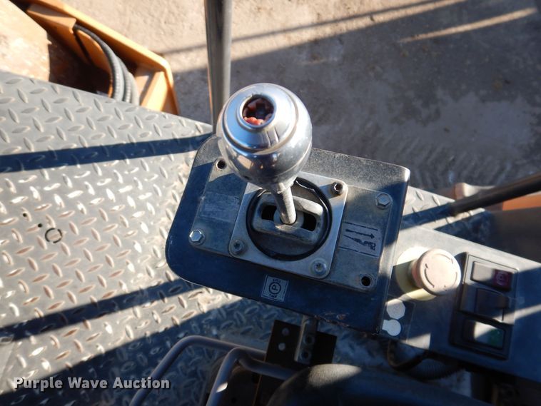 image for item DK2063 2005 Case SV208  single drum vibratory roller