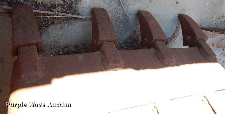 image for item DK2066 Backhoe attachments