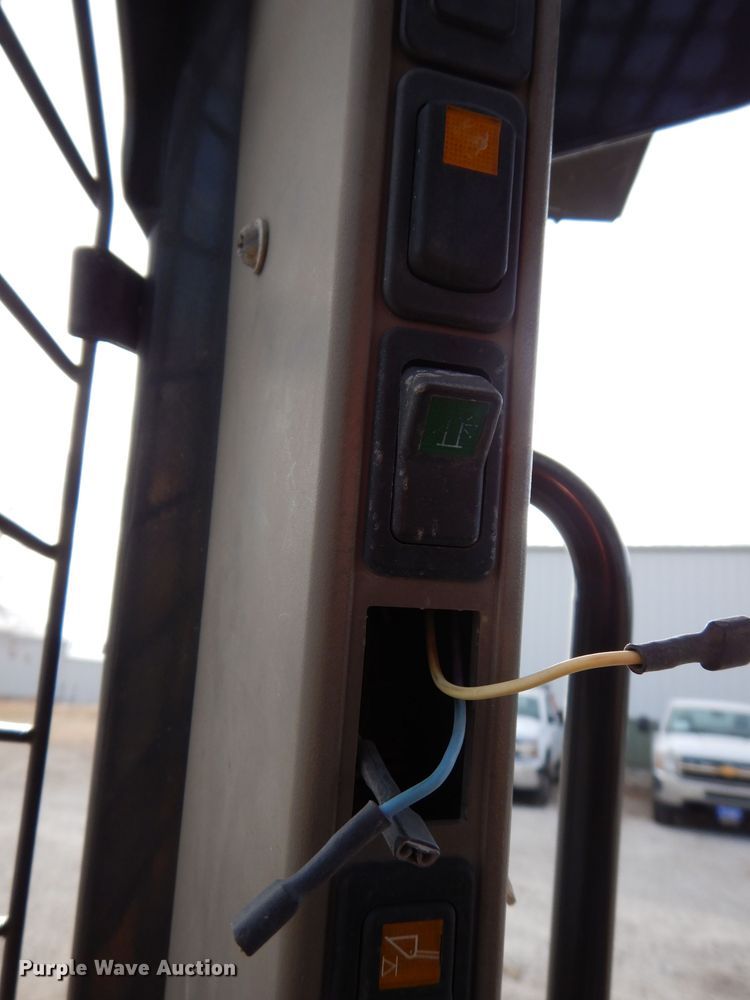 image for item DK2072 2015 Case SR240  skid steer loader