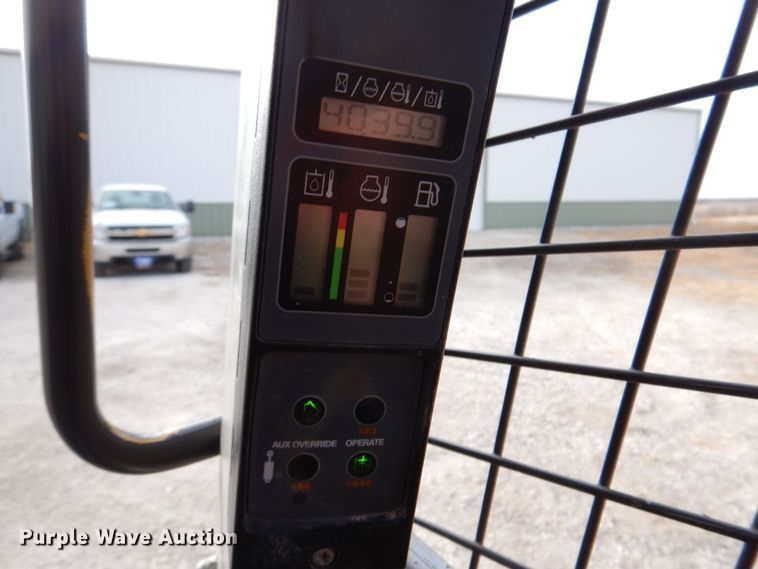 image for item DK2072 2015 Case SR240  skid steer loader