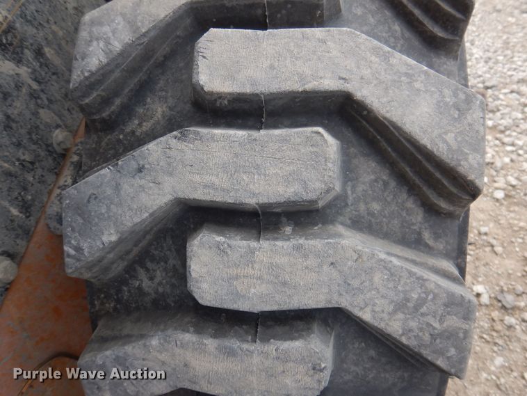 image for item DK2073 2015 Case SR240  skid steer loader