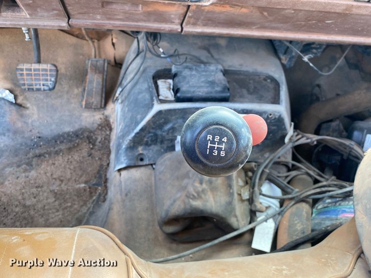 image for item DK6490 1991 Chevrolet Kodiak  flatbed truck