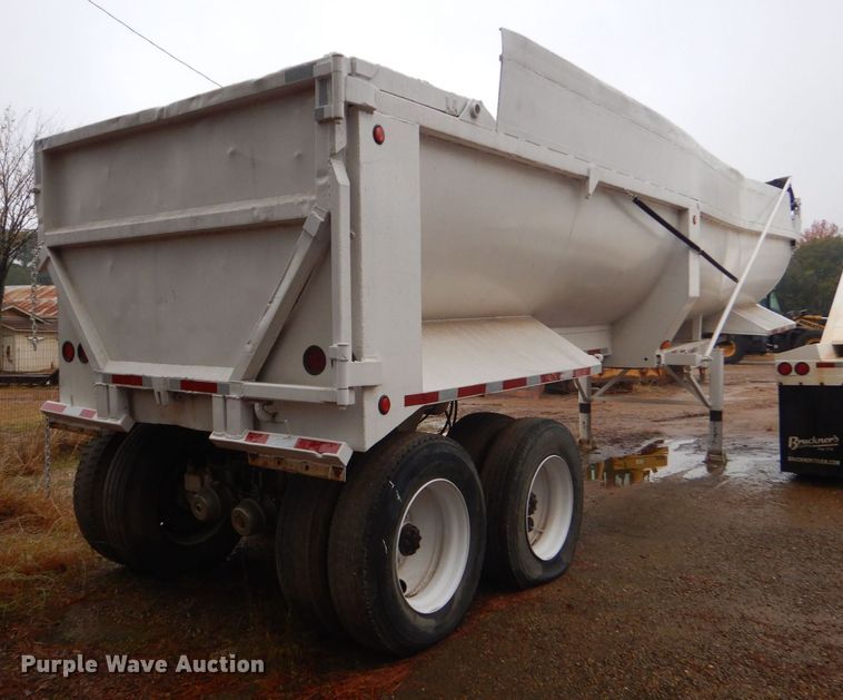 image for item DK7001 1990 Fruehauf  end dump trailer