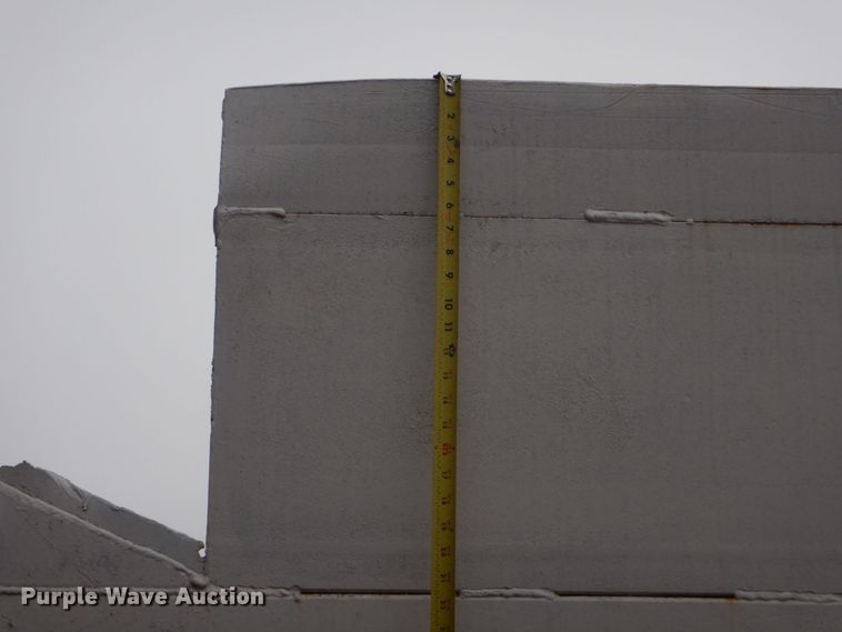 image for item DK7001 1990 Fruehauf  end dump trailer