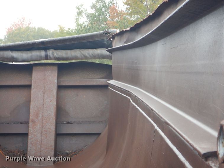 image for item DK7001 1990 Fruehauf  end dump trailer