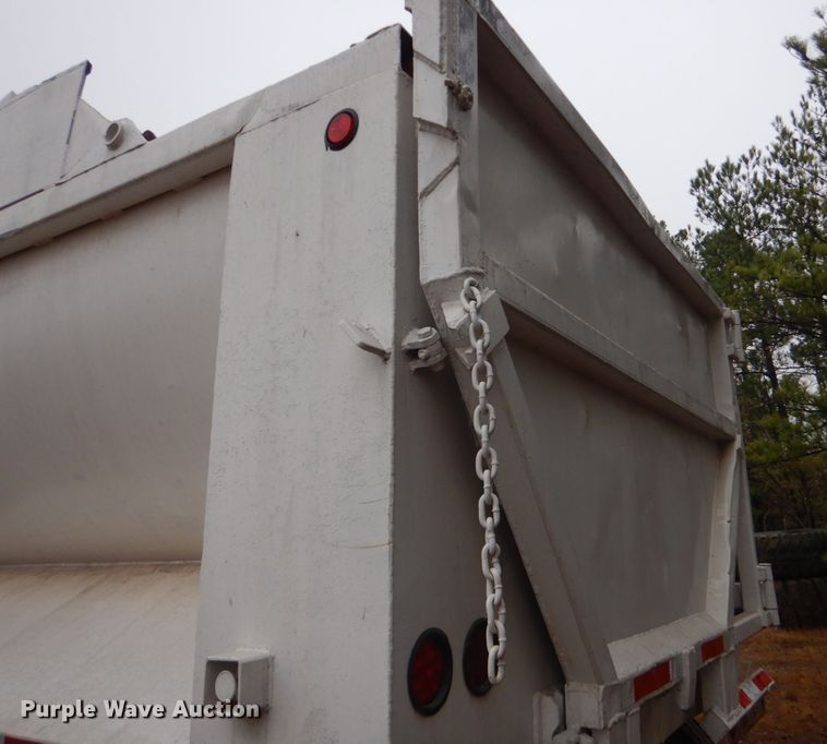 image for item DK7001 1990 Fruehauf  end dump trailer