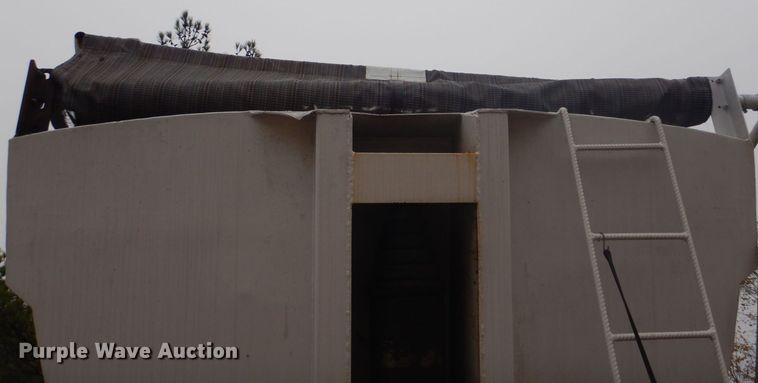 image for item DK7001 1990 Fruehauf  end dump trailer