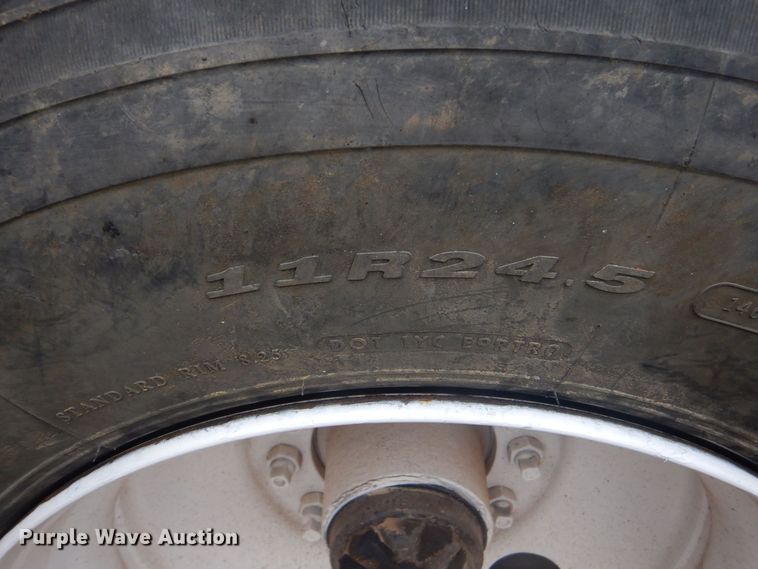 image for item DK7001 1990 Fruehauf  end dump trailer