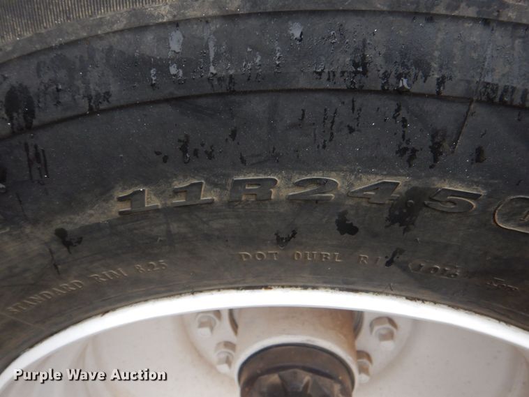 image for item DK7001 1990 Fruehauf  end dump trailer