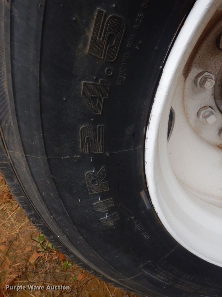 image for item DK7001 1990 Fruehauf  end dump trailer