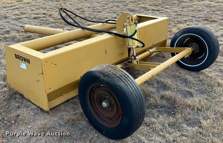 image for item DK7157 Brown DSU8  8'W box blade