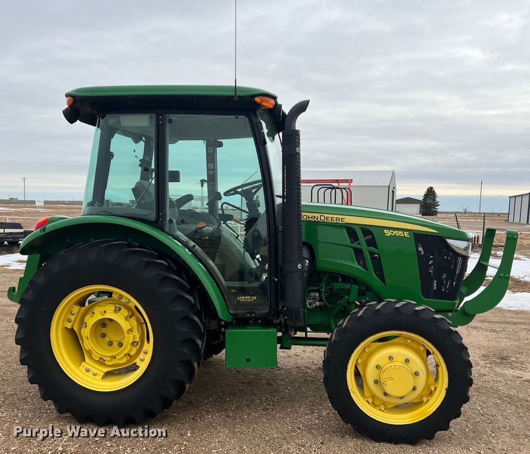 image for item DK7164 2013 John Deere 5055E  MFWD tractor