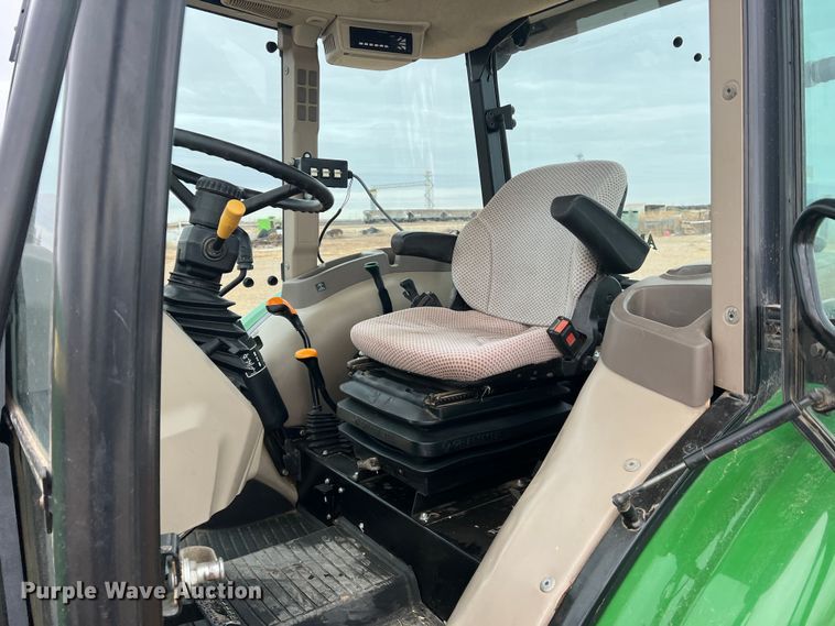 image for item DK7164 2013 John Deere 5055E  MFWD tractor