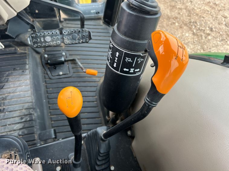 image for item DK7164 2013 John Deere 5055E  MFWD tractor