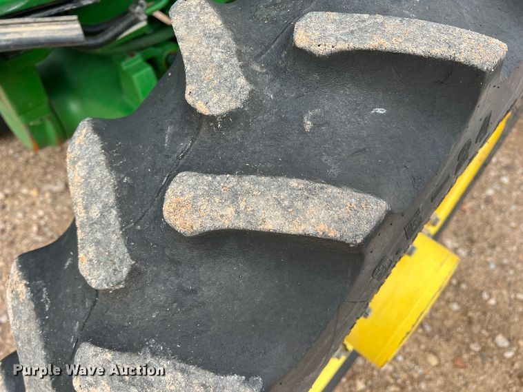 image for item DK7164 2013 John Deere 5055E  MFWD tractor