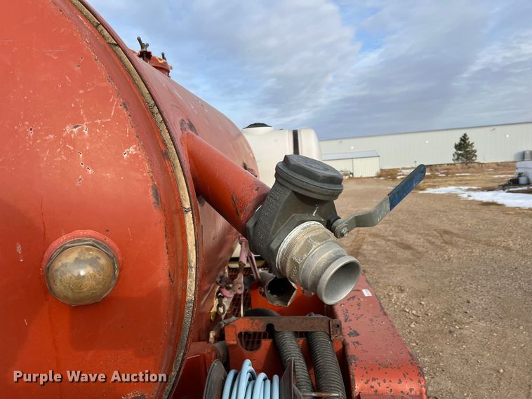 image for item DK7166 2000 Ditch Witch FX30  vacuum excavator