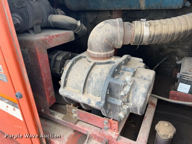 image for item DK7166 2000 Ditch Witch FX30  vacuum excavator