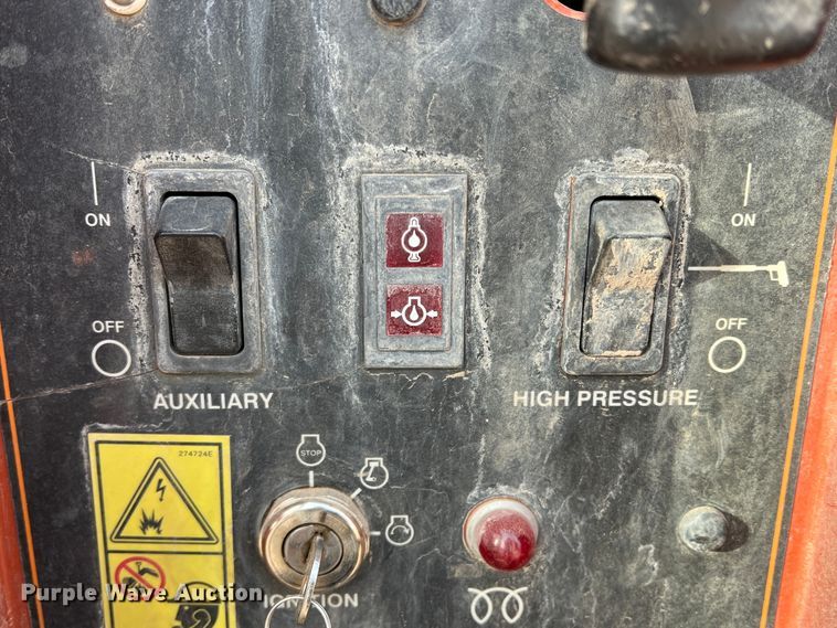 image for item DK7166 2000 Ditch Witch FX30  vacuum excavator