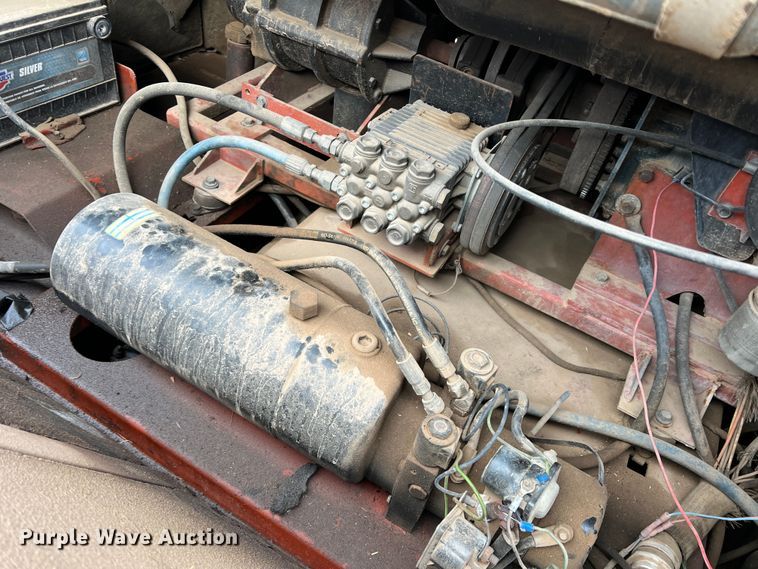 image for item DK7166 2000 Ditch Witch FX30  vacuum excavator