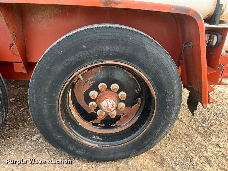 image for item DK7166 2000 Ditch Witch FX30  vacuum excavator