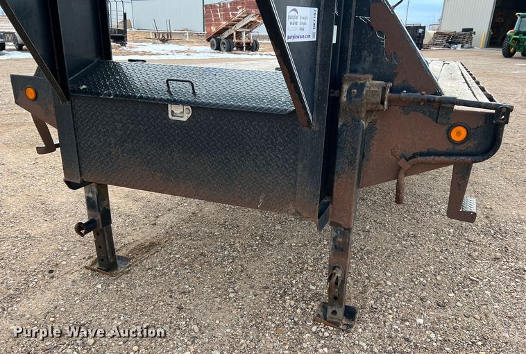 image for item DK7167 2013 PJ FD-302  equipment trailer