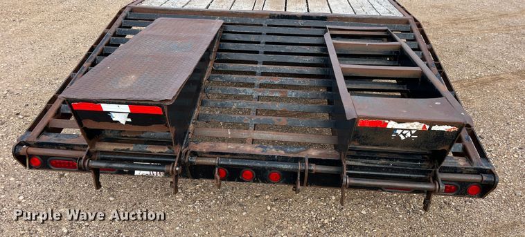 image for item DK7167 2013 PJ FD-302  equipment trailer