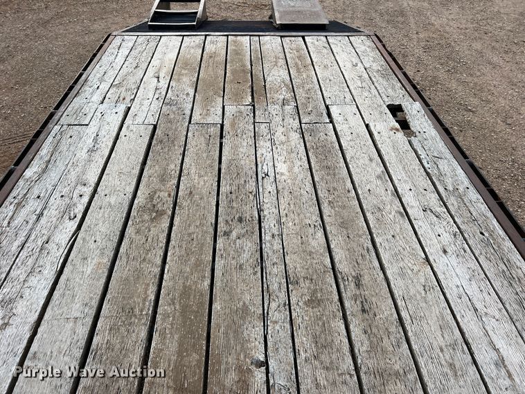 image for item DK7167 2013 PJ FD-302  equipment trailer