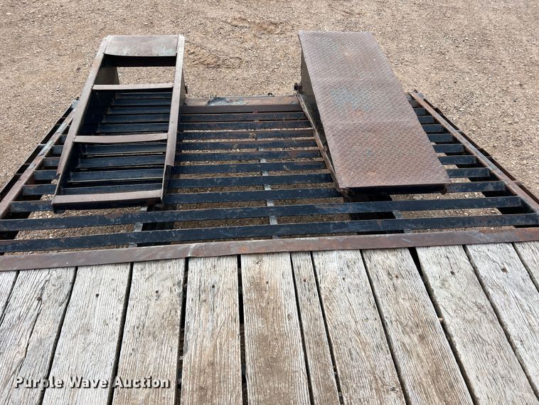 image for item DK7167 2013 PJ FD-302  equipment trailer