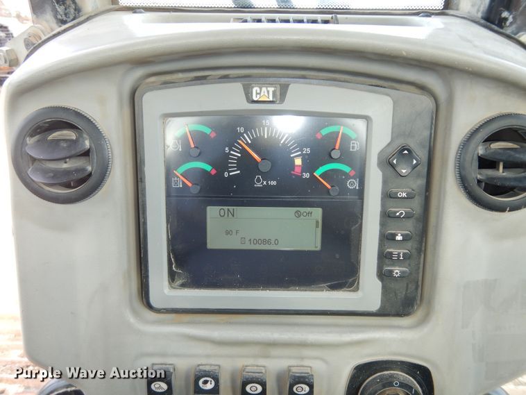 image for item DK7496 2015 Caterpillar D6N LPG  dozer