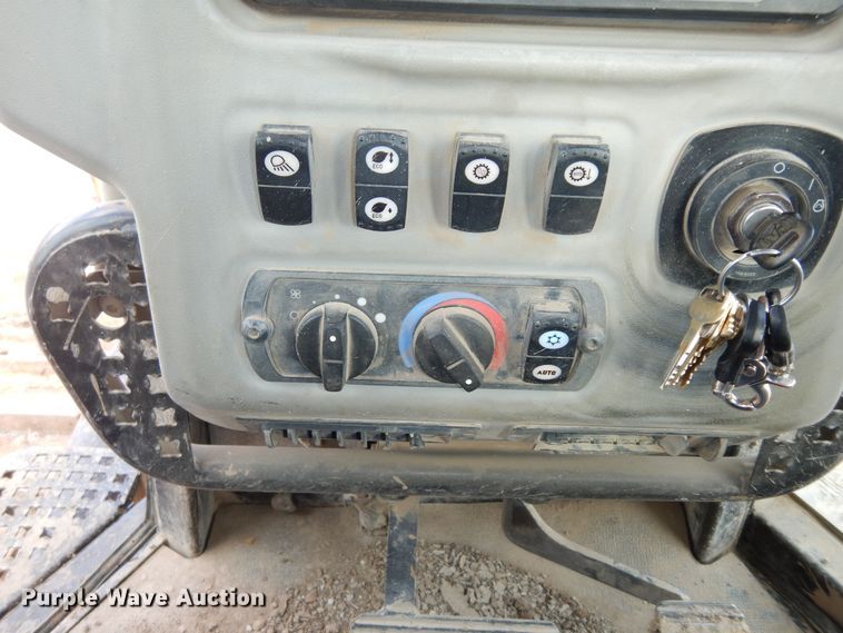 image for item DK7496 2015 Caterpillar D6N LPG  dozer