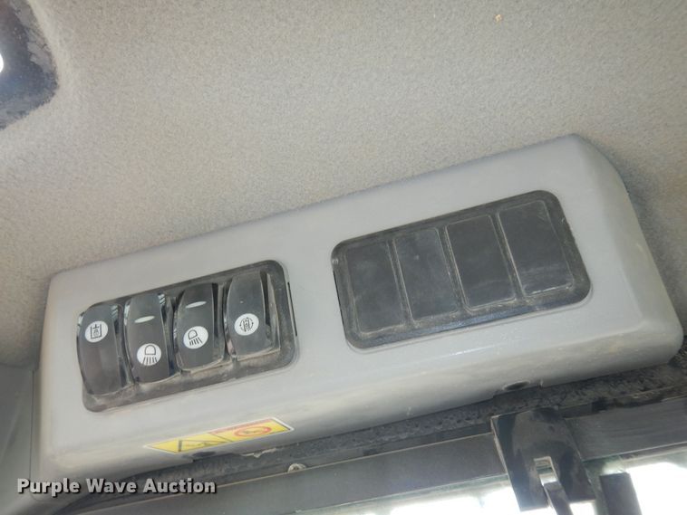 image for item DK7498 2018 Caterpillar 299D2  skid steer loader