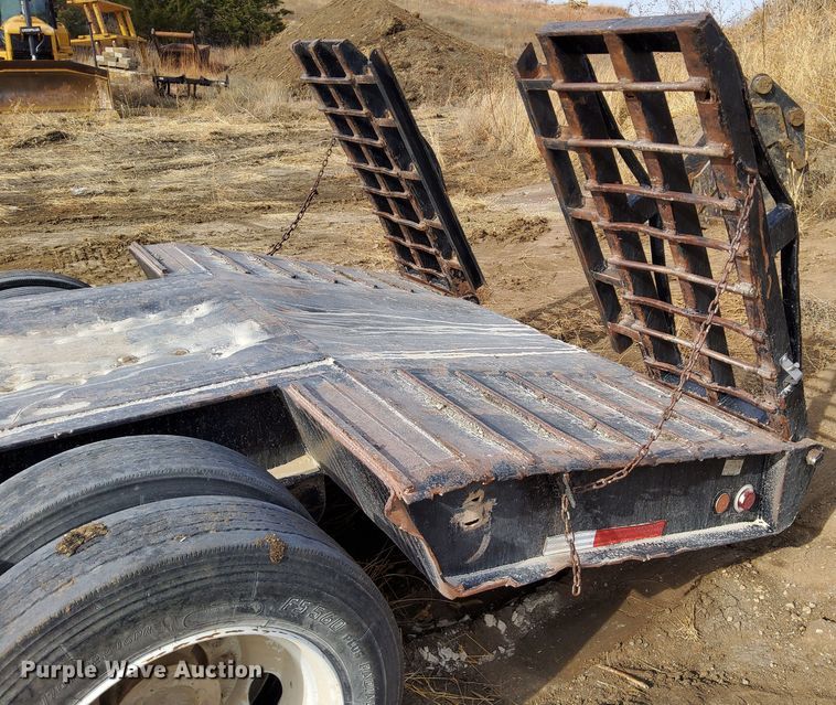 image for item DL2254 2006 Nuttall 350DD  drop deck equipment trailer