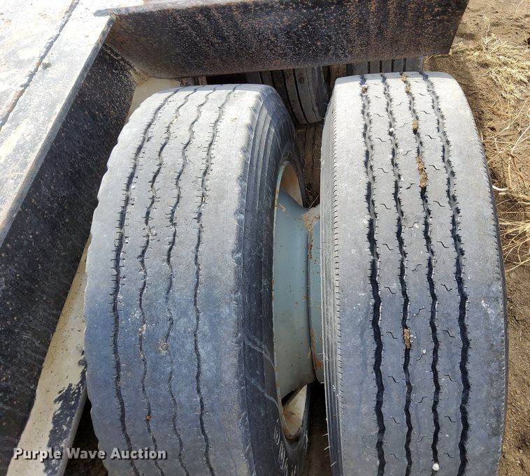 image for item DL2254 2006 Nuttall 350DD  drop deck equipment trailer