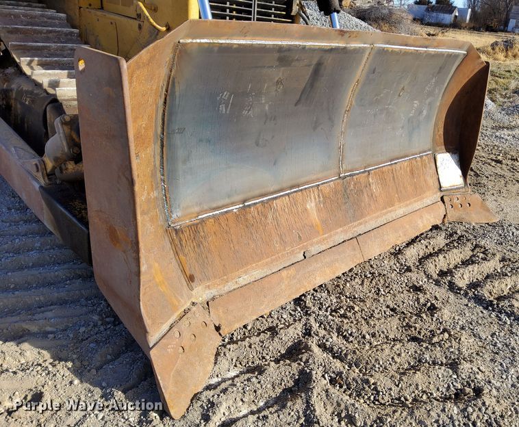 image for item DL2272 1997 Caterpillar D6R XL  dozer