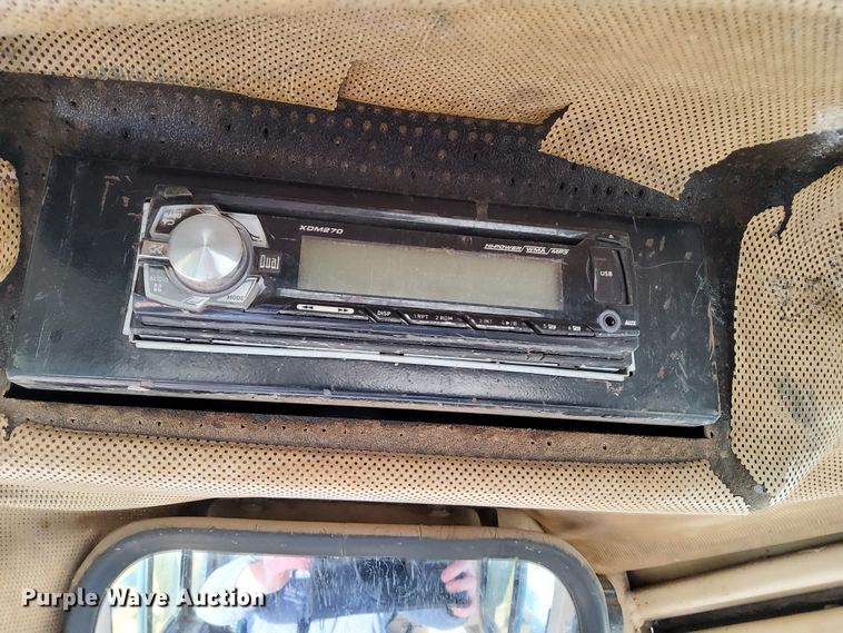 image for item DL2272 1997 Caterpillar D6R XL  dozer