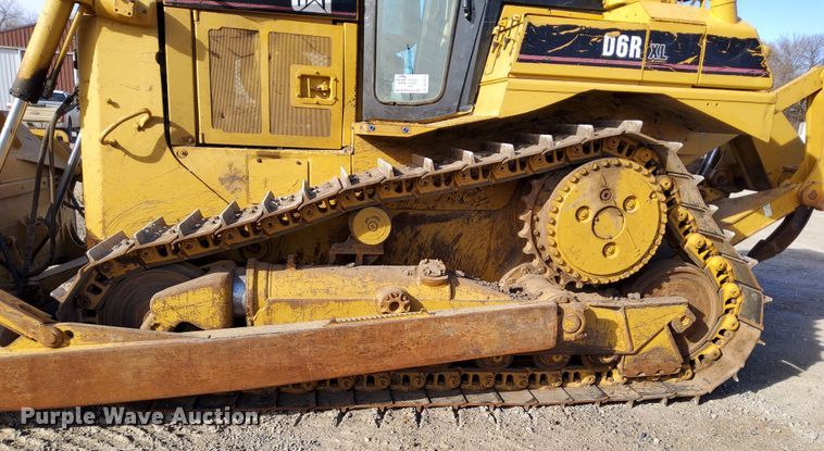 image for item DL2272 1997 Caterpillar D6R XL  dozer